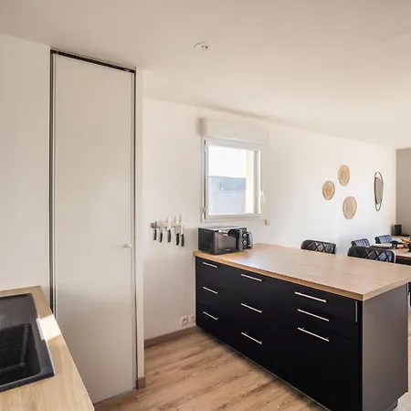 Le Cocon Voltaire - 2 Avec Parking - Mabilais Appartement *